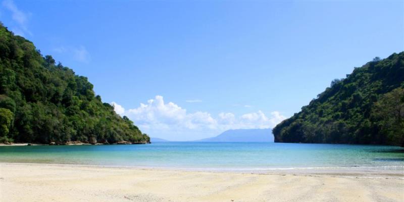 Biaya-Wisata-ke-Pulau-Nusa-Barong