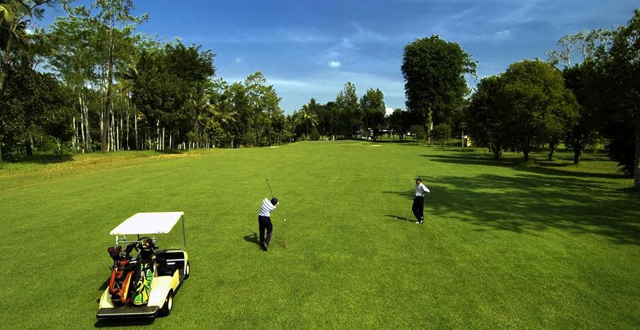 Golf-Glantangan-04-932x480