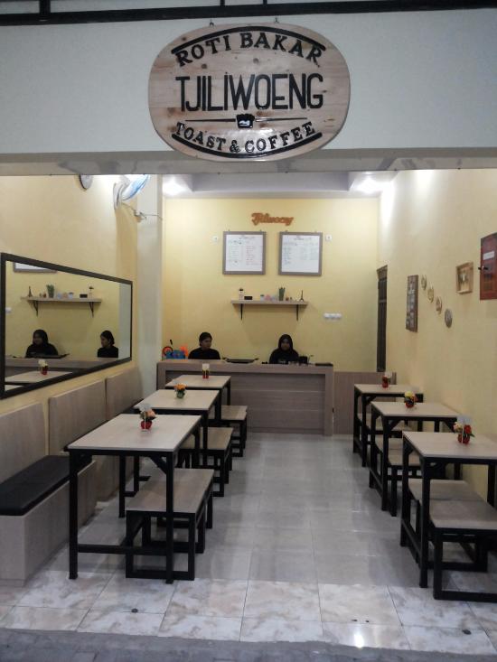 roti-bakar-tjiliwoeng